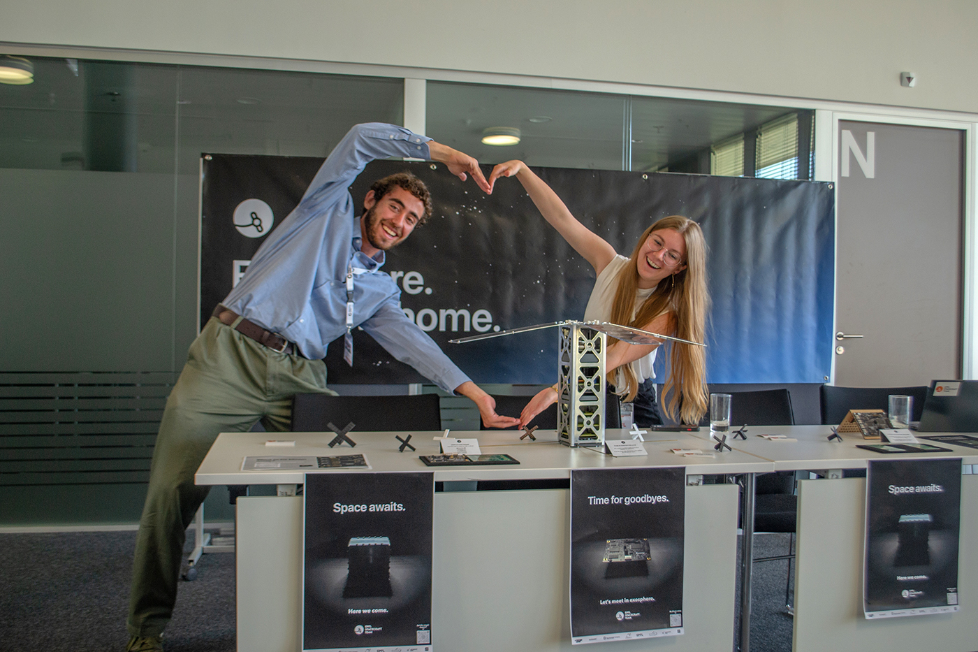 The EPFL Spacecraft Team booth © Thomas Delacrétaz